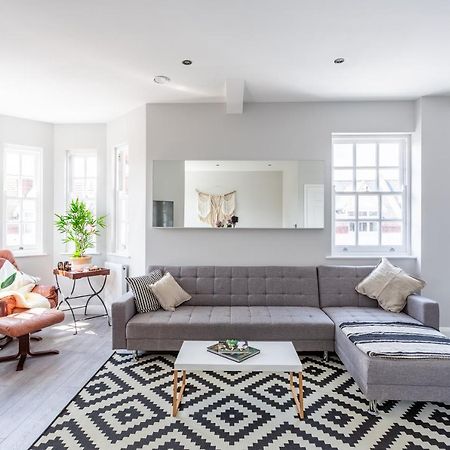 2 Bedroom Apartments With Sofa Bed In Southend מראה חיצוני תמונה