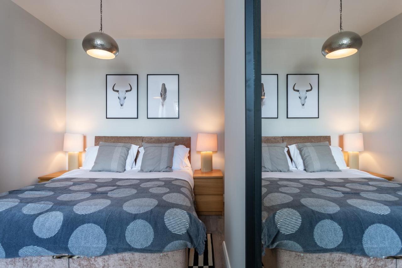 2 Bedroom Apartments With Sofa Bed In Southend מראה חיצוני תמונה