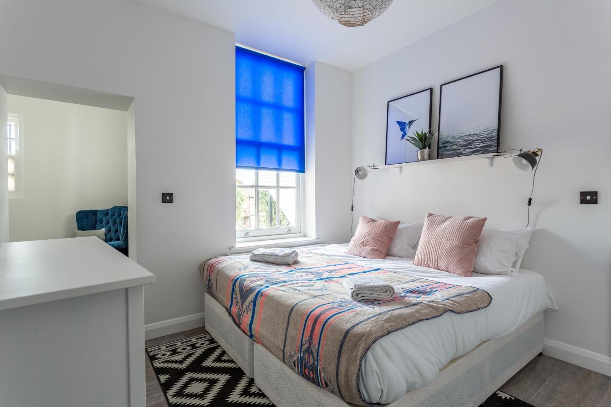 2 Bedroom Apartments With Sofa Bed In Southend מראה חיצוני תמונה